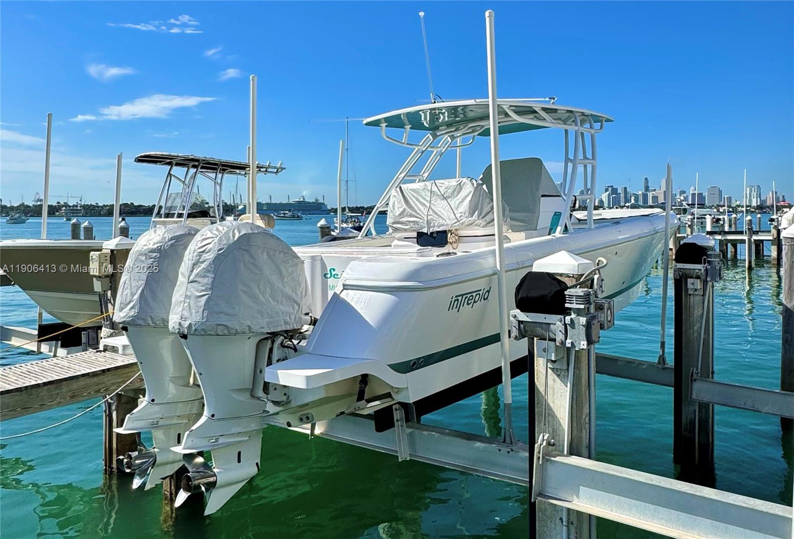 COSTA BRAVA CONDO - Residential