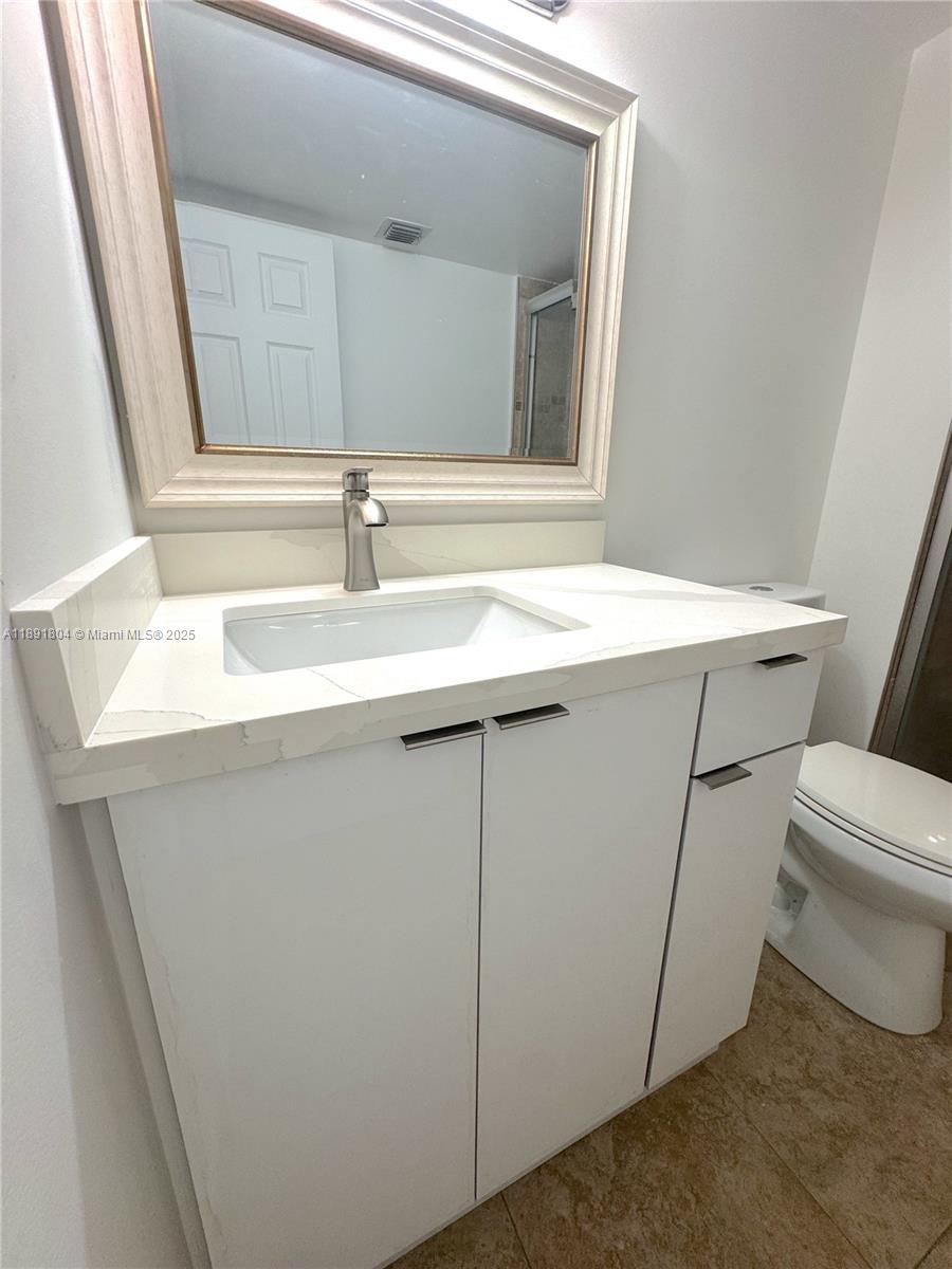 DEVONAIRE CONDO AT PEMBRO - Residential Lease