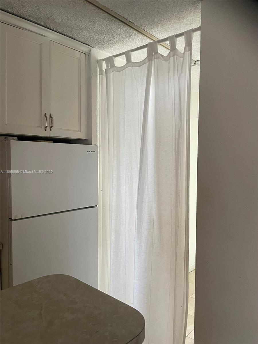 BAYSHORE YACHT & TENNIS C - Residential