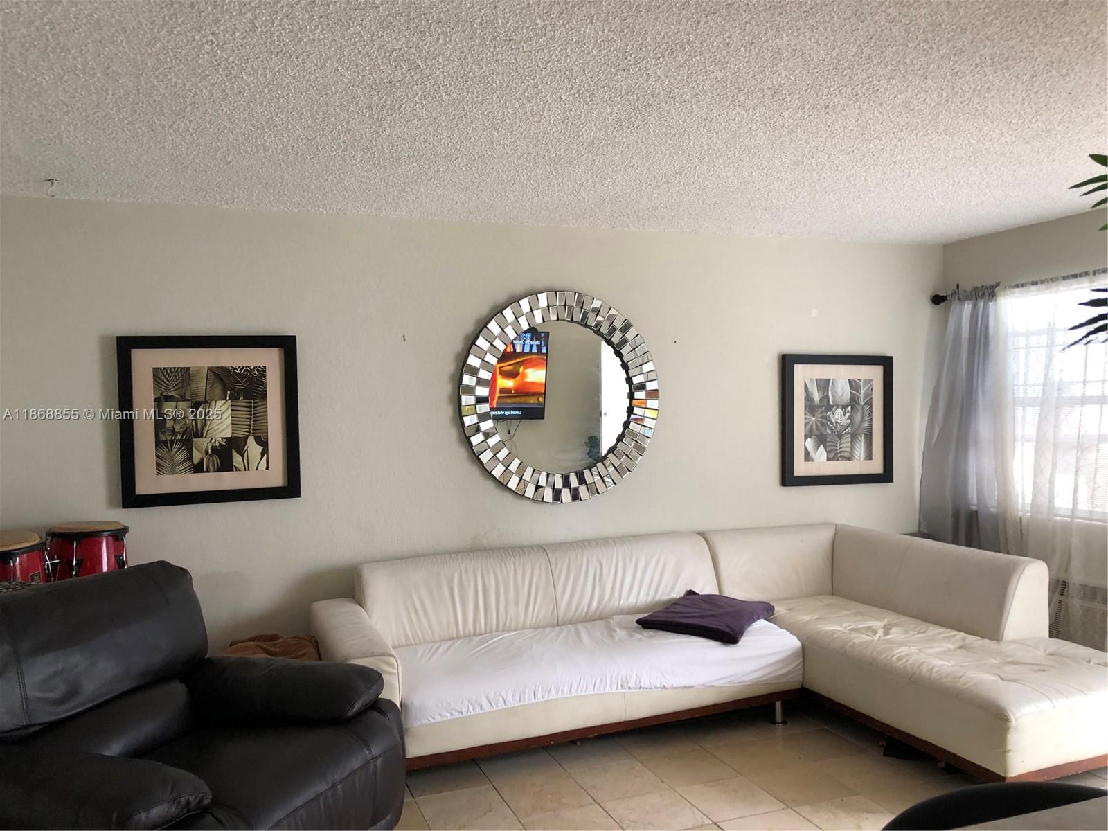 BAYSHORE YACHT & TENNIS C - Residential