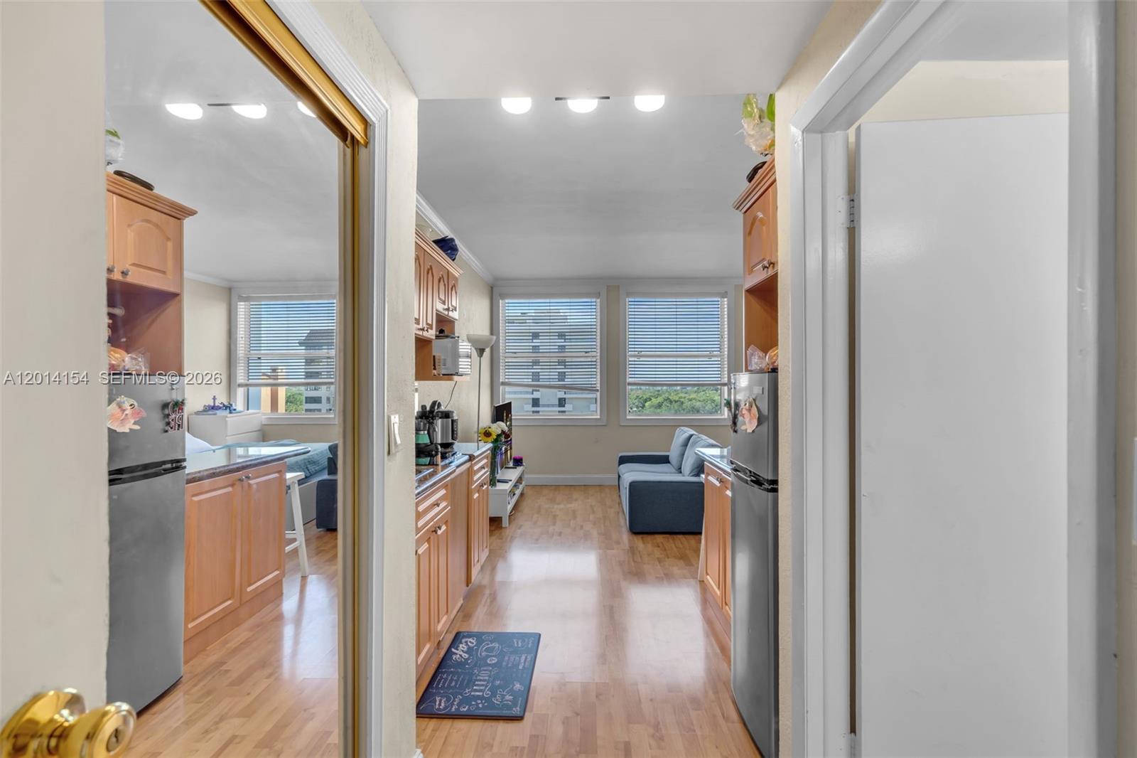 700 Biltmore Way 915