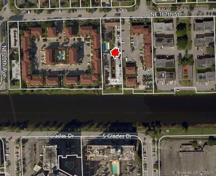 AQUA VISTA TOWNHOMES COND - Residential Lease