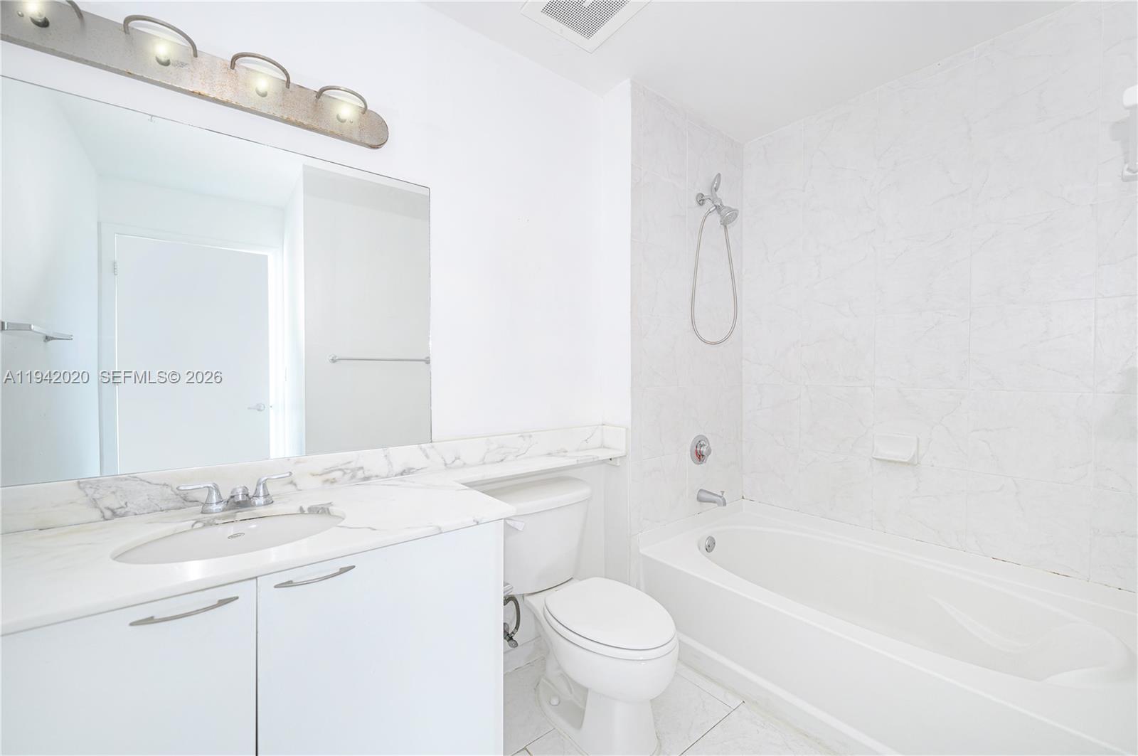 THE LOFT DOWNTOWN CONDO - Residential