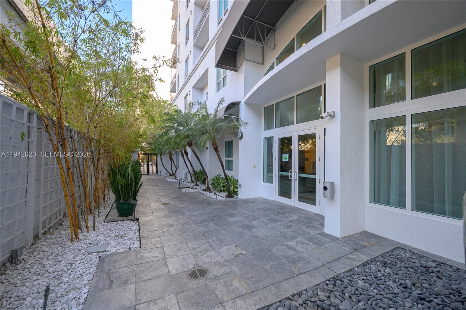 THE LOFT DOWNTOWN CONDO - Residential