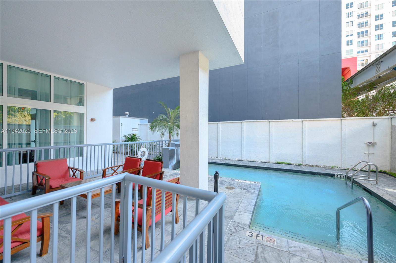 THE LOFT DOWNTOWN CONDO - Residential