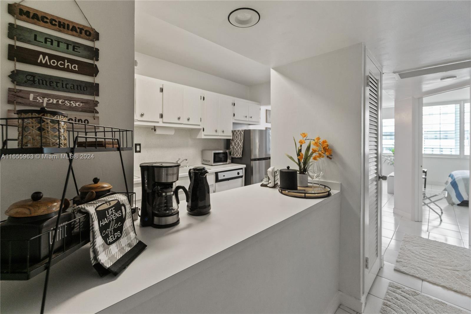 100 Lincoln Rd 924