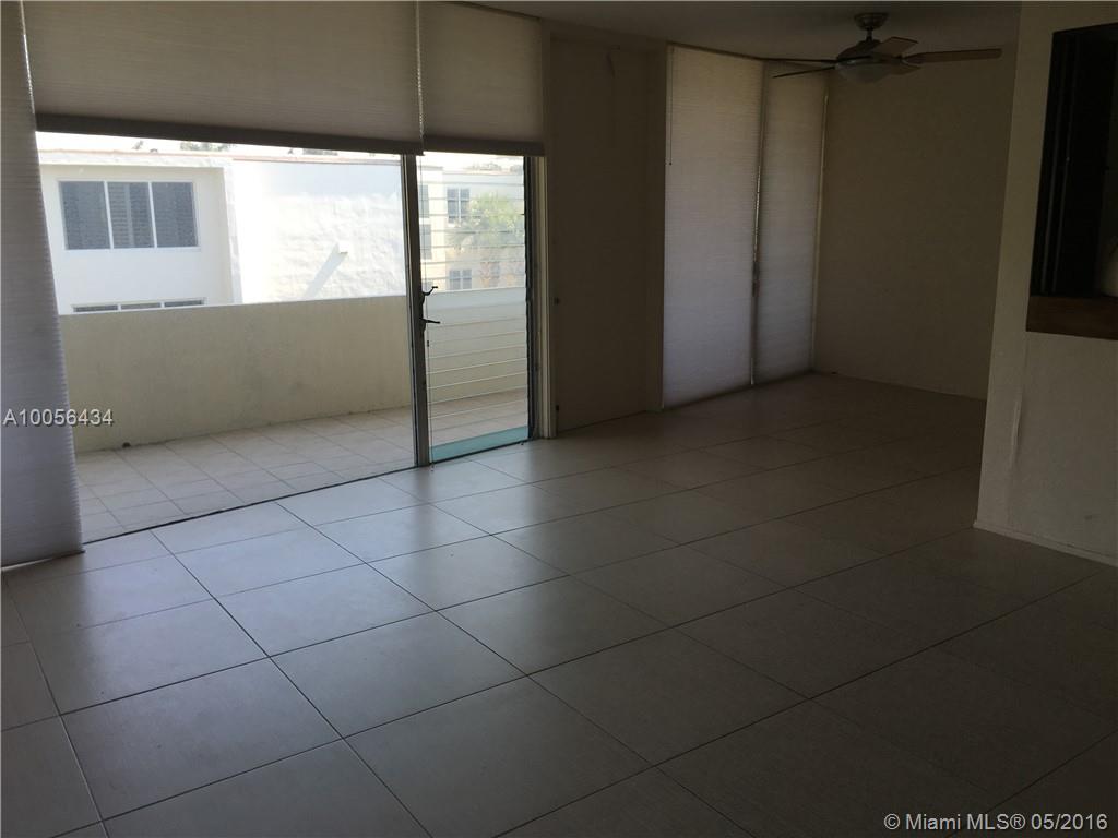 BEAUTIFULLY LOCATED IN PRESTIGEOUS BAL HARBOUR. SUPER SPACIOUS ONE BEDROOM. CORNER UNIT. TILE FLOORS THROUGHOUT. MUST SEE!!