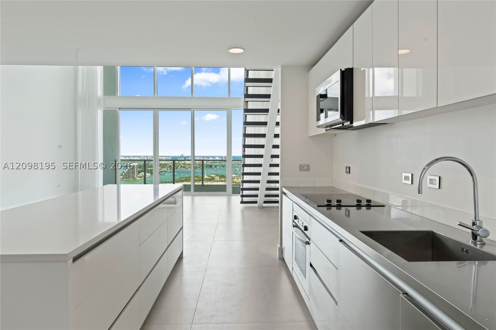 1040 Biscayne Blvd 3802