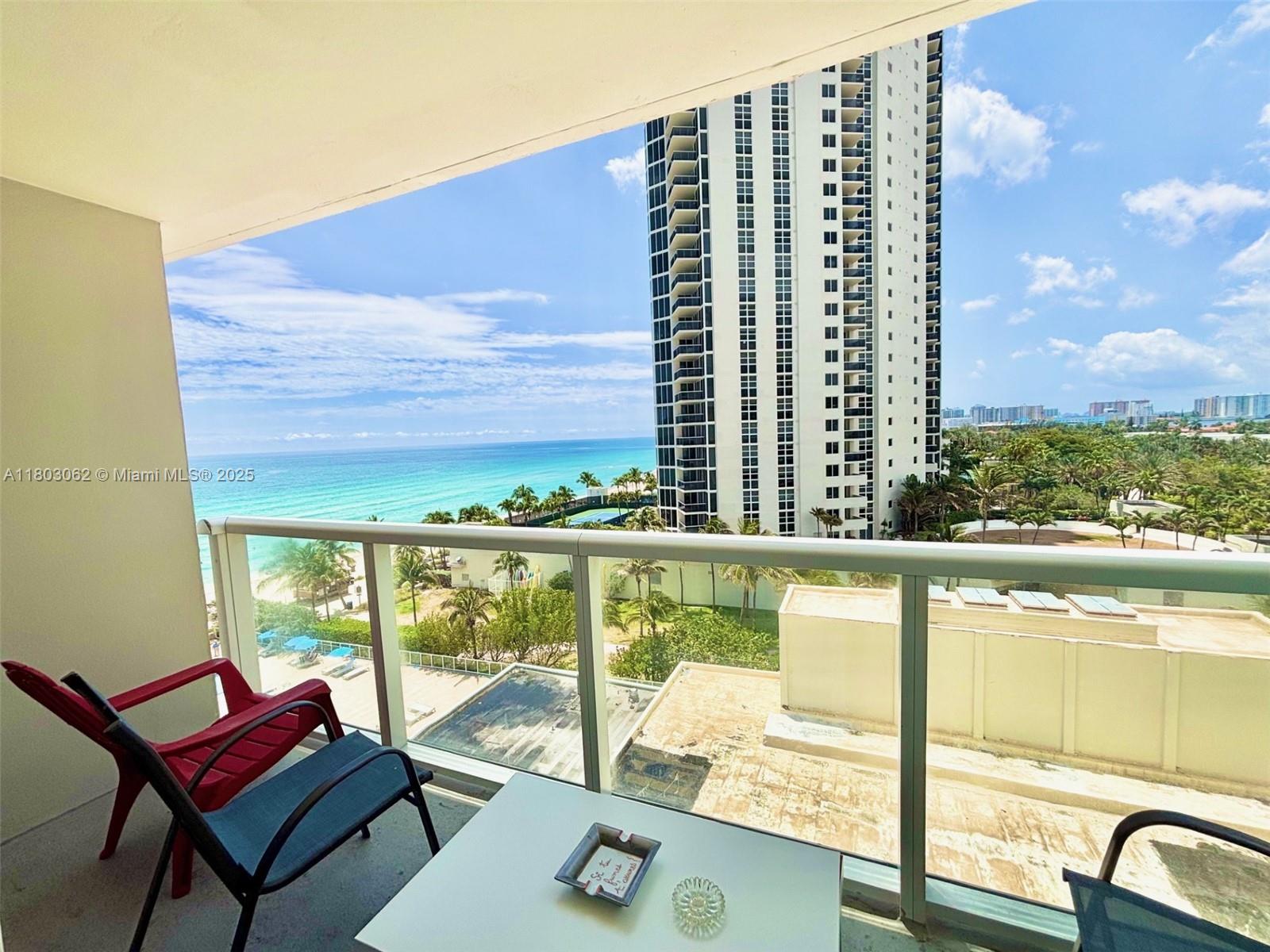 19201 Collins Ave 606