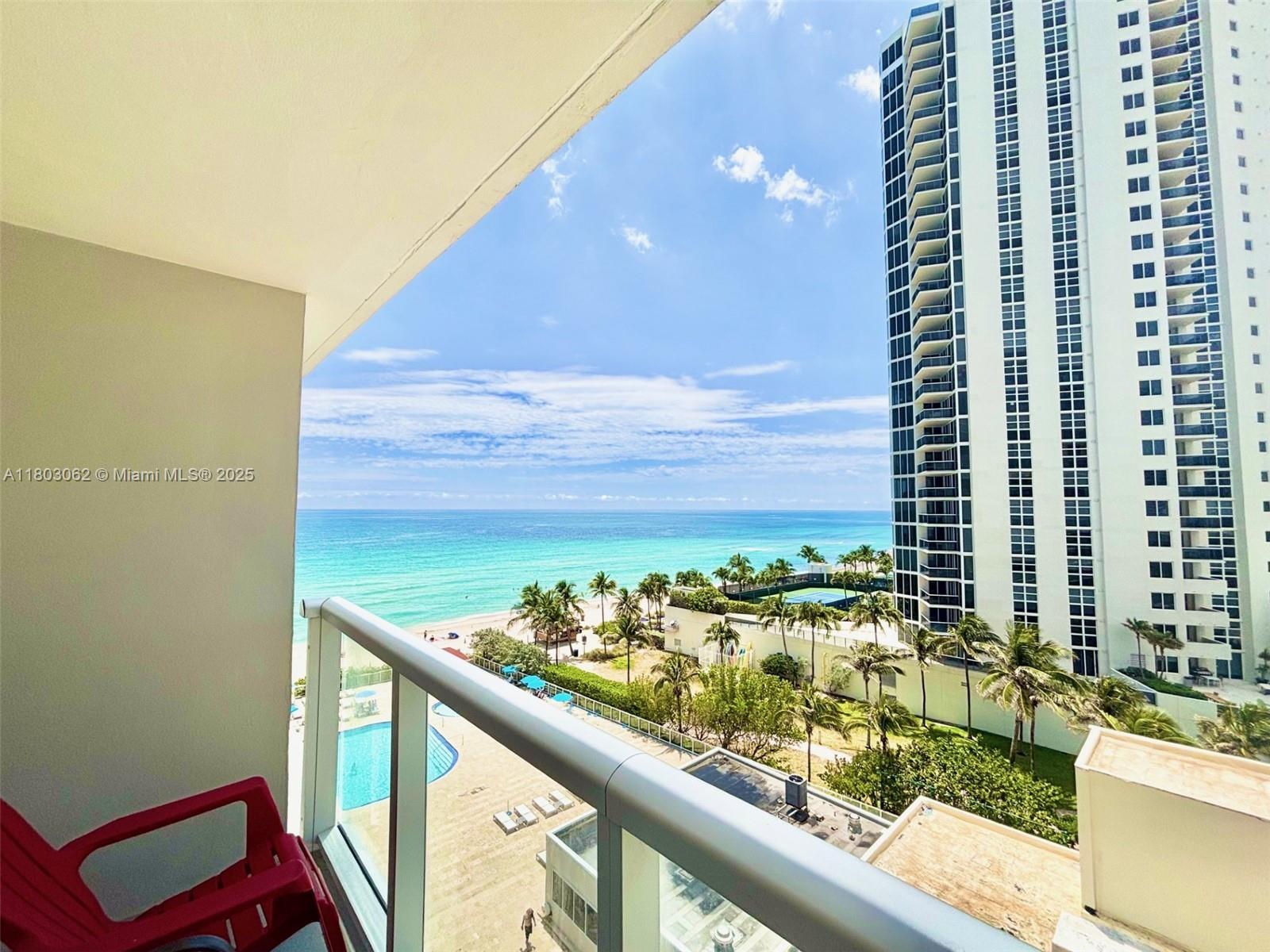 THE AVENTURA BEACH CLUB C - Residential