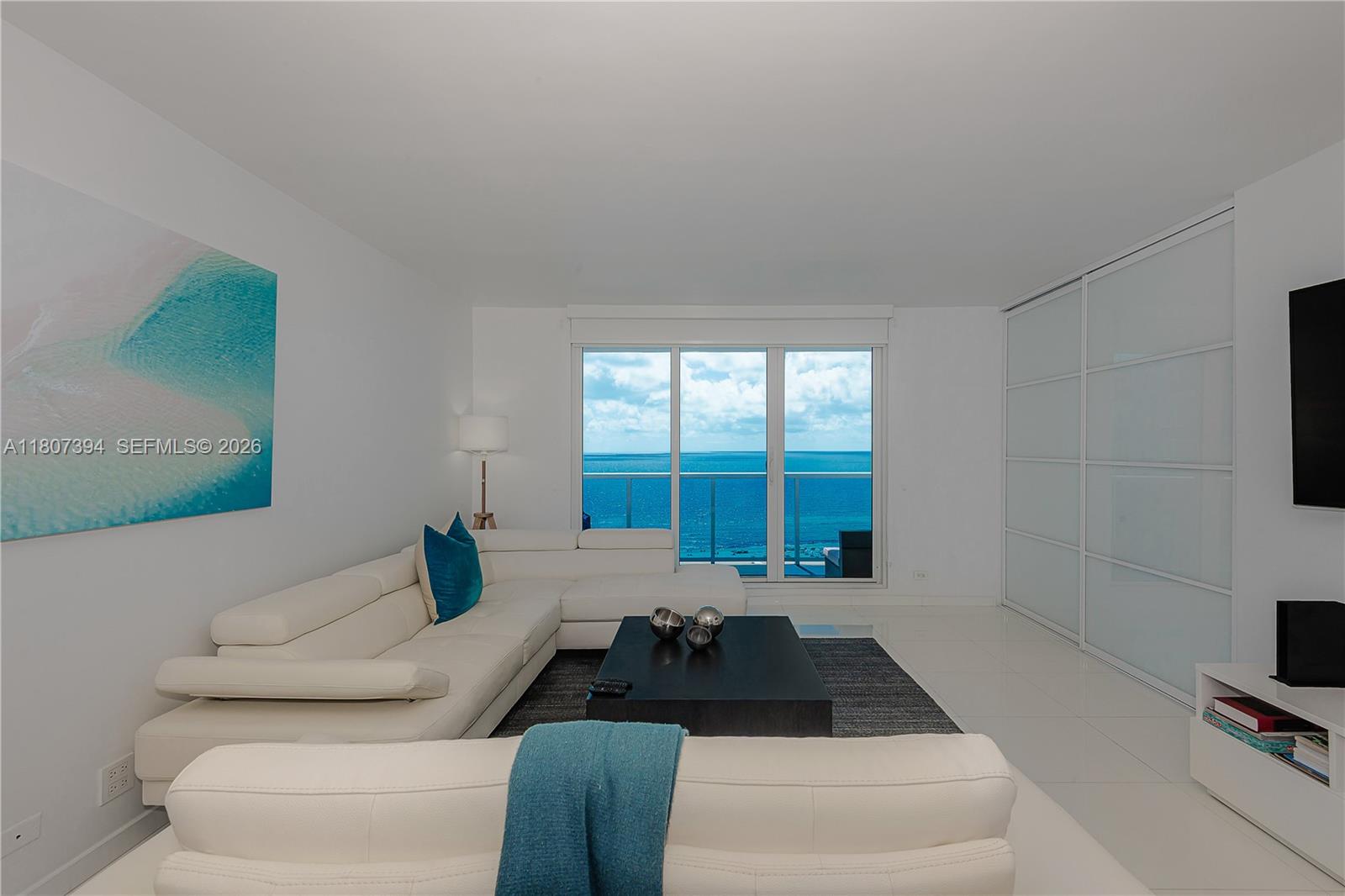 RONEY PALACE CONDO - Residential Lease