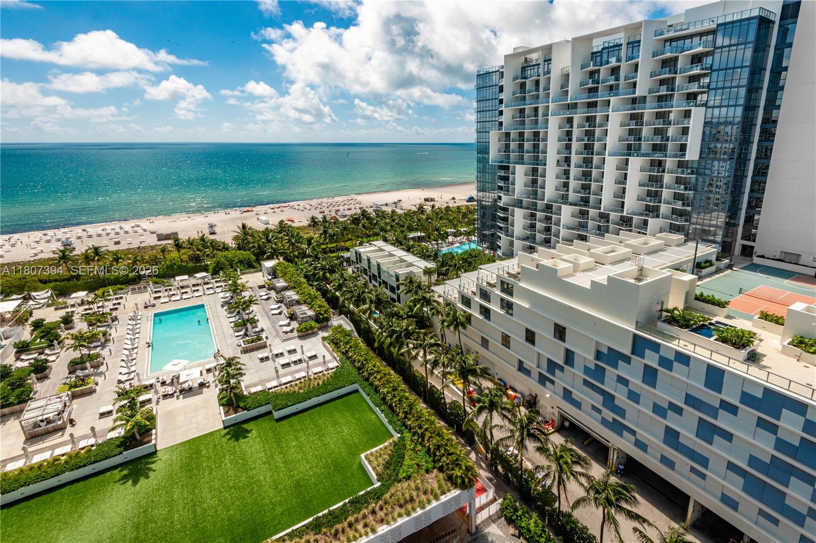 RONEY PALACE CONDO - Residential Lease