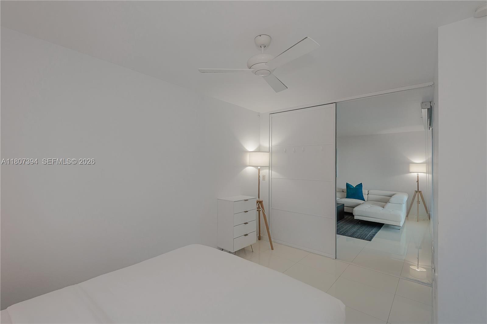 RONEY PALACE CONDO - Residential Lease