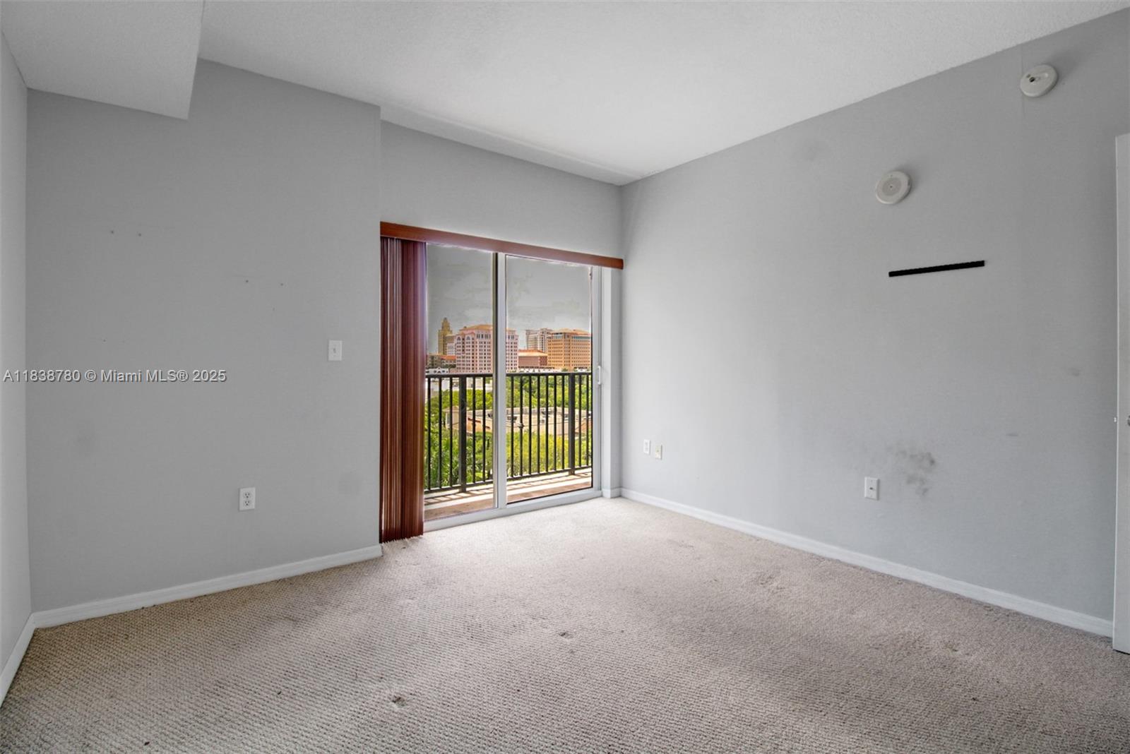 EMERALD PLAZA ON CORAL WA - Residential