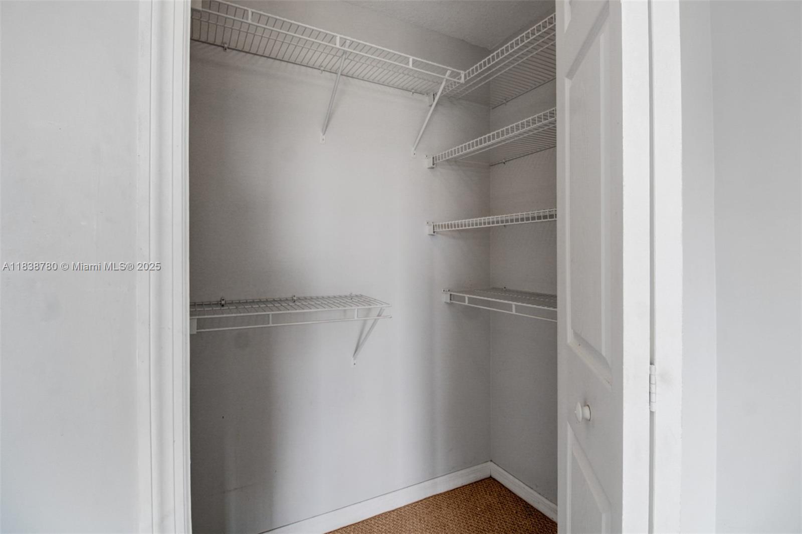 EMERALD PLAZA ON CORAL WA - Residential