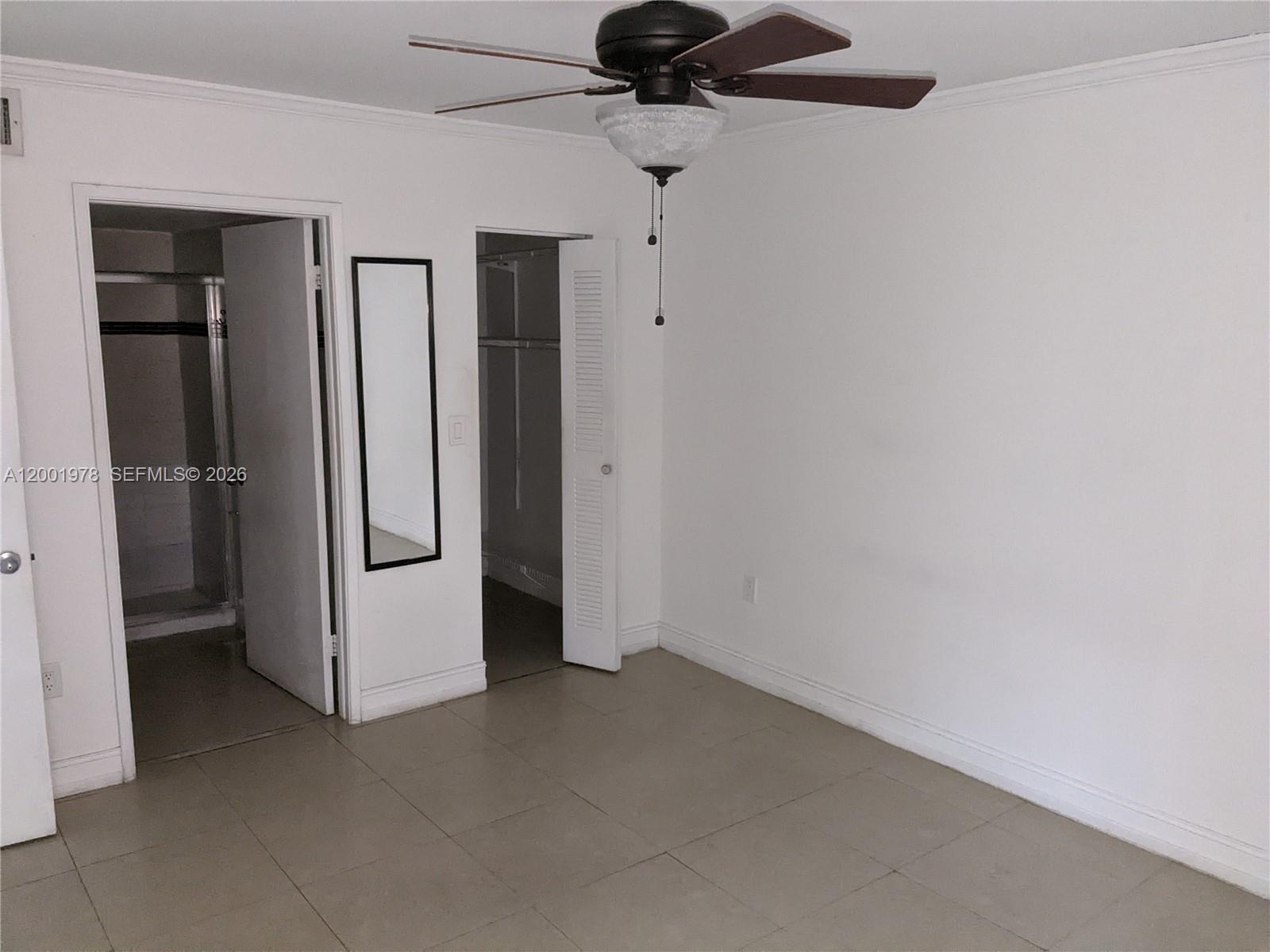 LAS BRISAS@ COUNTRY CLUB - Residential Lease