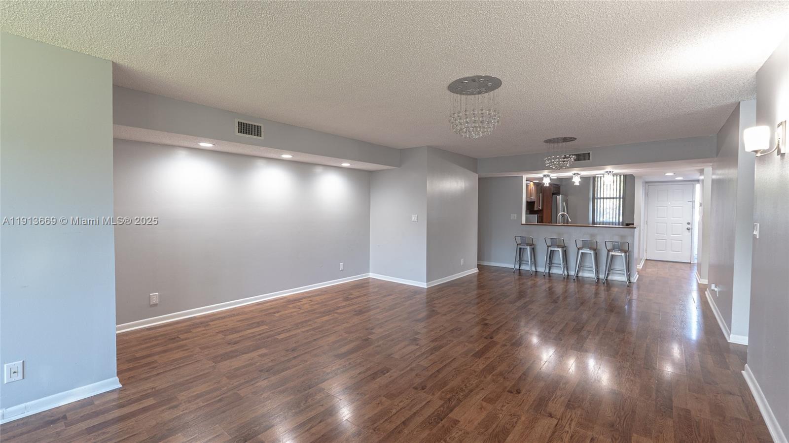 KARANDA VILLAGE VII-D CON - Residential