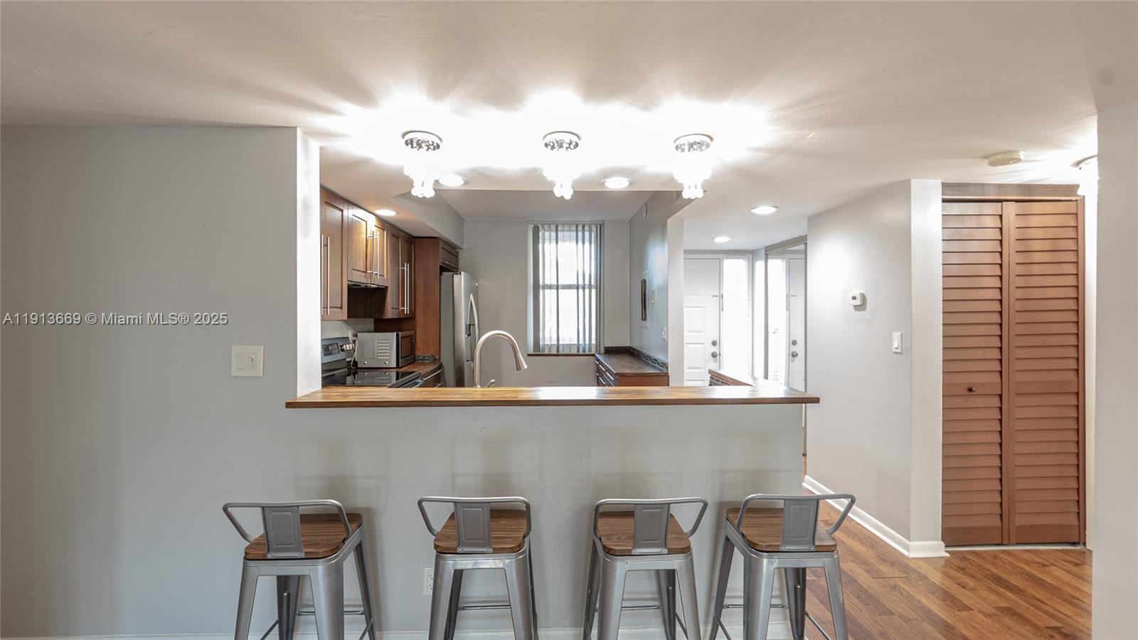 KARANDA VILLAGE VII-D CON - Residential