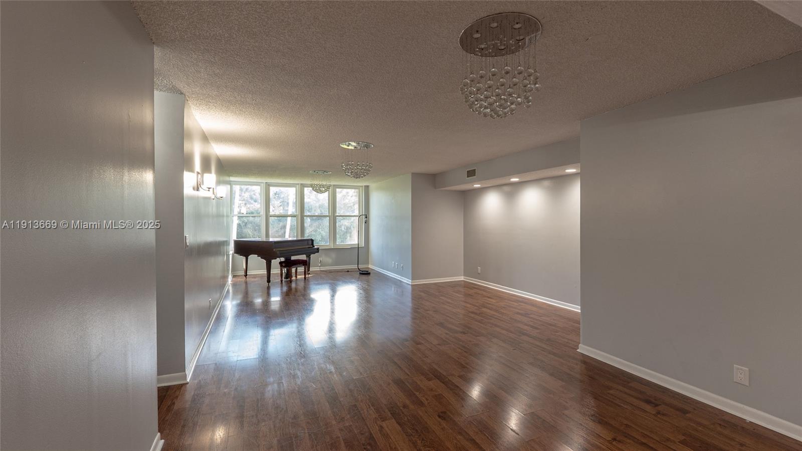 KARANDA VILLAGE VII-D CON - Residential