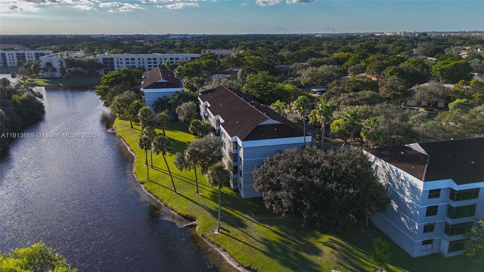 KARANDA VILLAGE VII-D CON - Residential