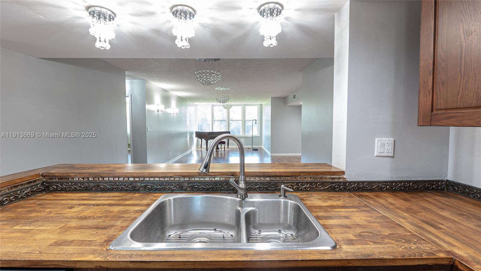 KARANDA VILLAGE VII-D CON - Residential