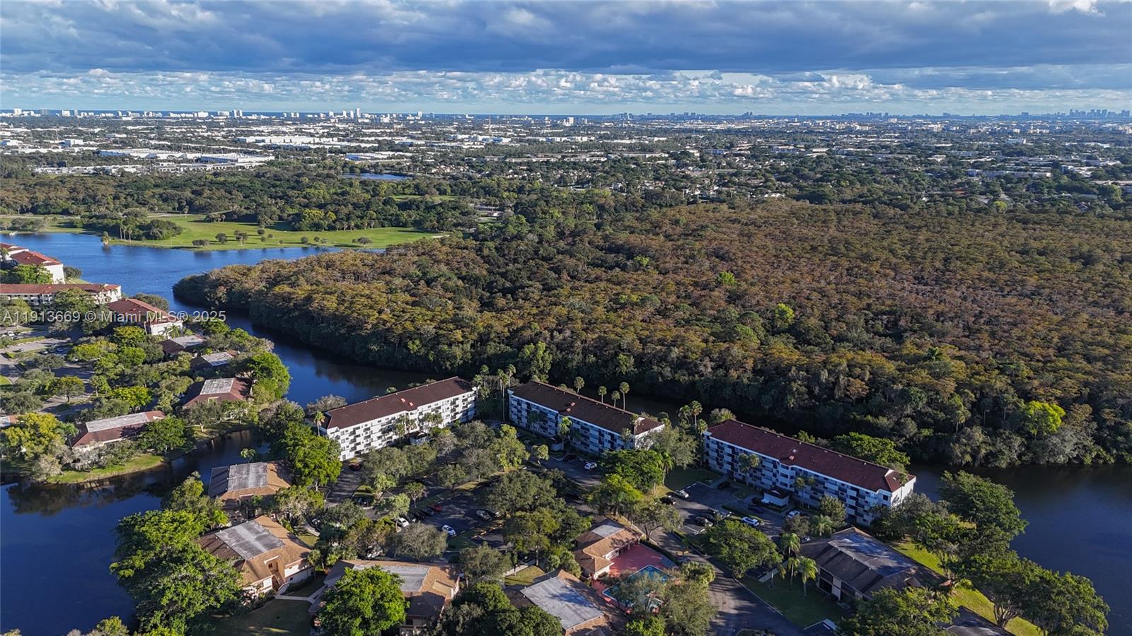 KARANDA VILLAGE VII-D CON - Residential