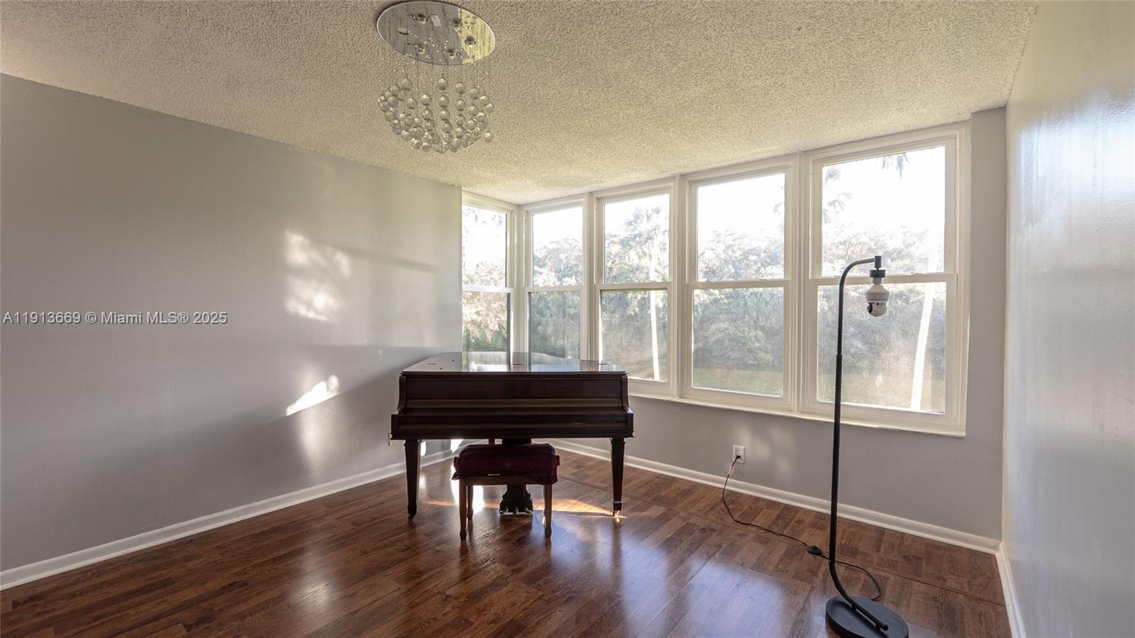 KARANDA VILLAGE VII-D CON - Residential