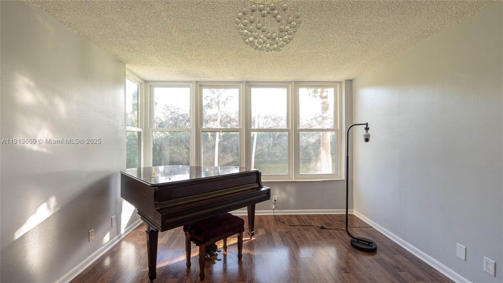 KARANDA VILLAGE VII-D CON - Residential