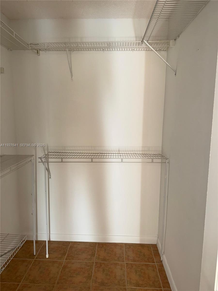 VILLA DORAL CONDO NO 5 - Residential Lease