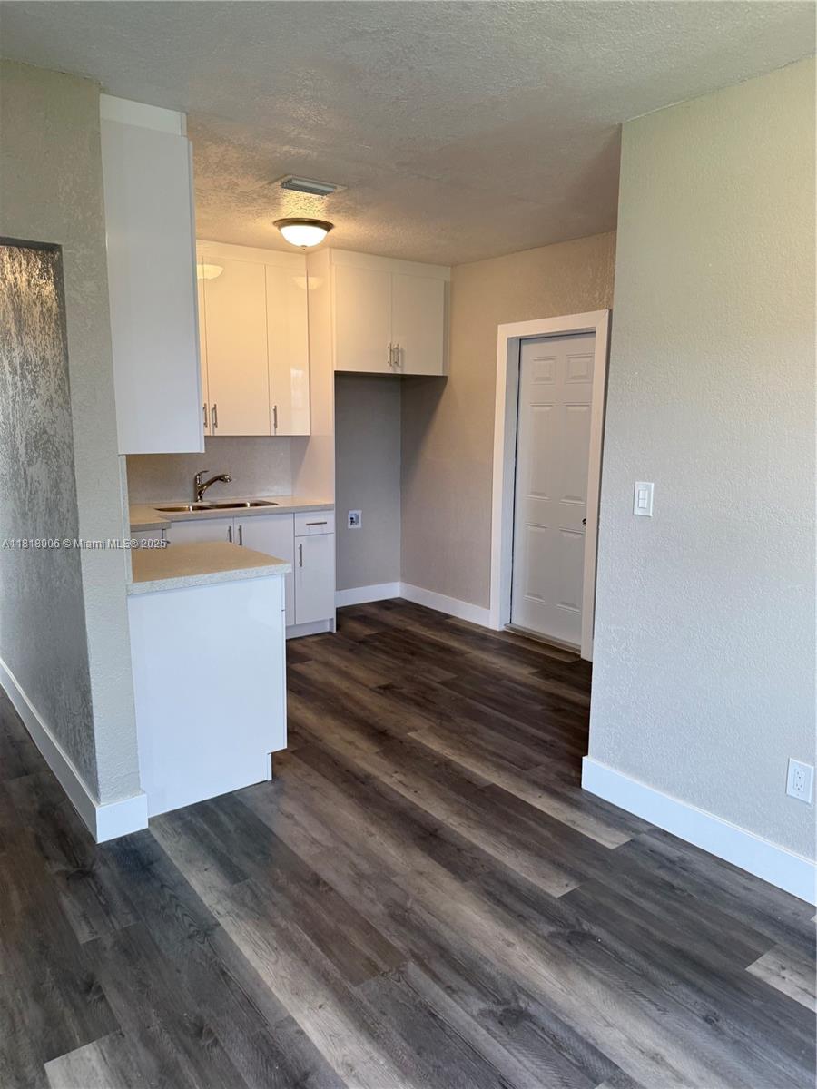 RICHMOND HEIGHTS - Residential