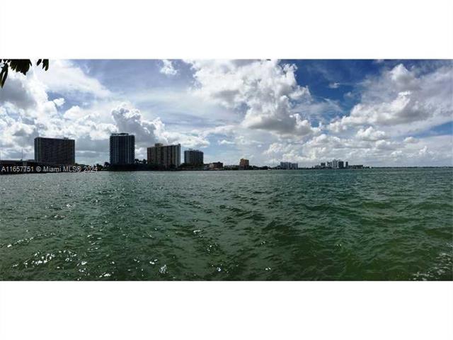 2130 Bay Dr