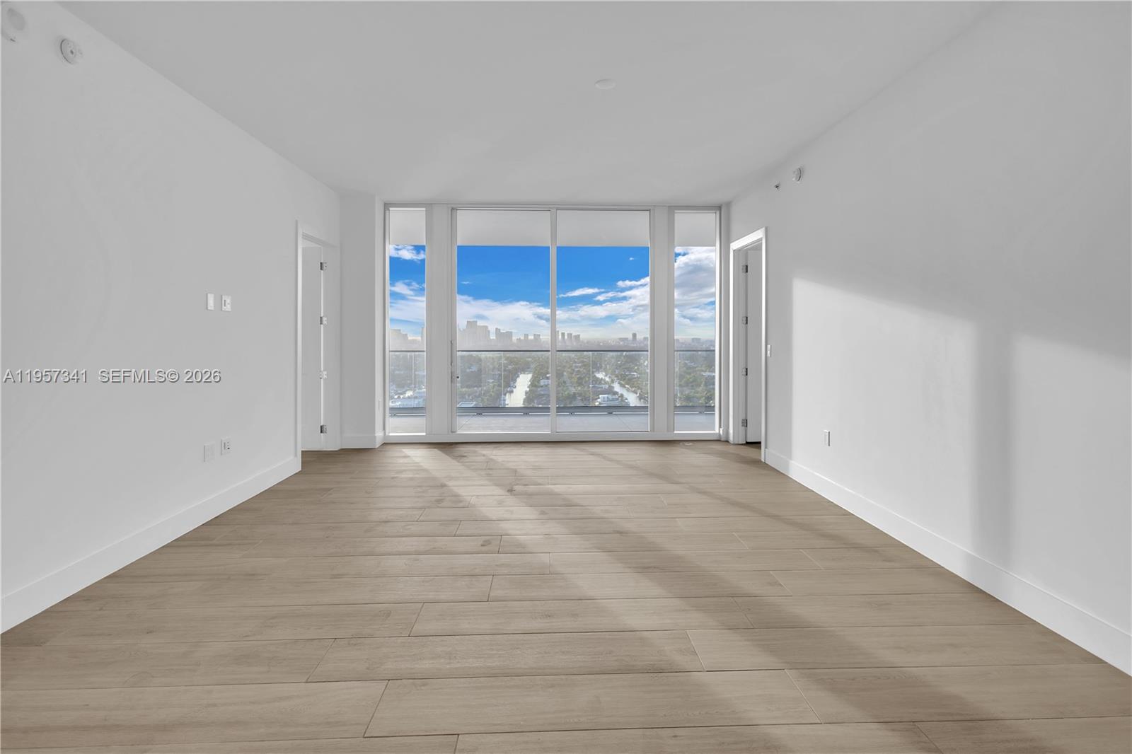 Selene Oceanfront Residenc - Residential