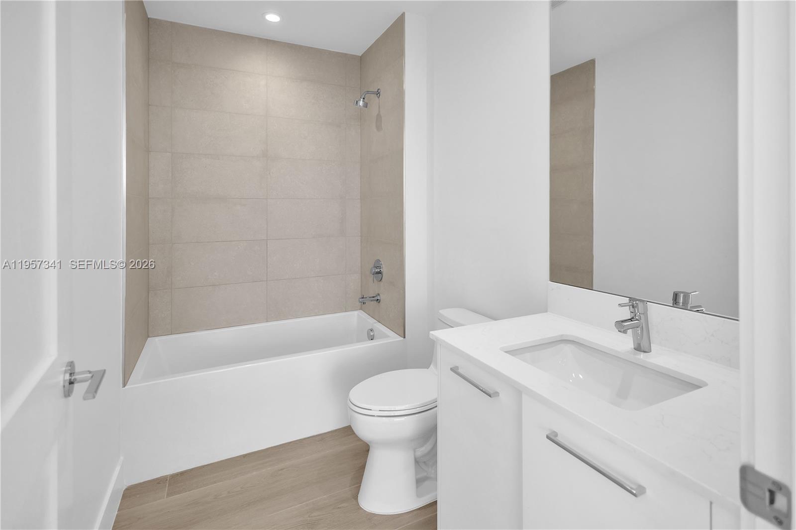 Selene Oceanfront Residenc - Residential