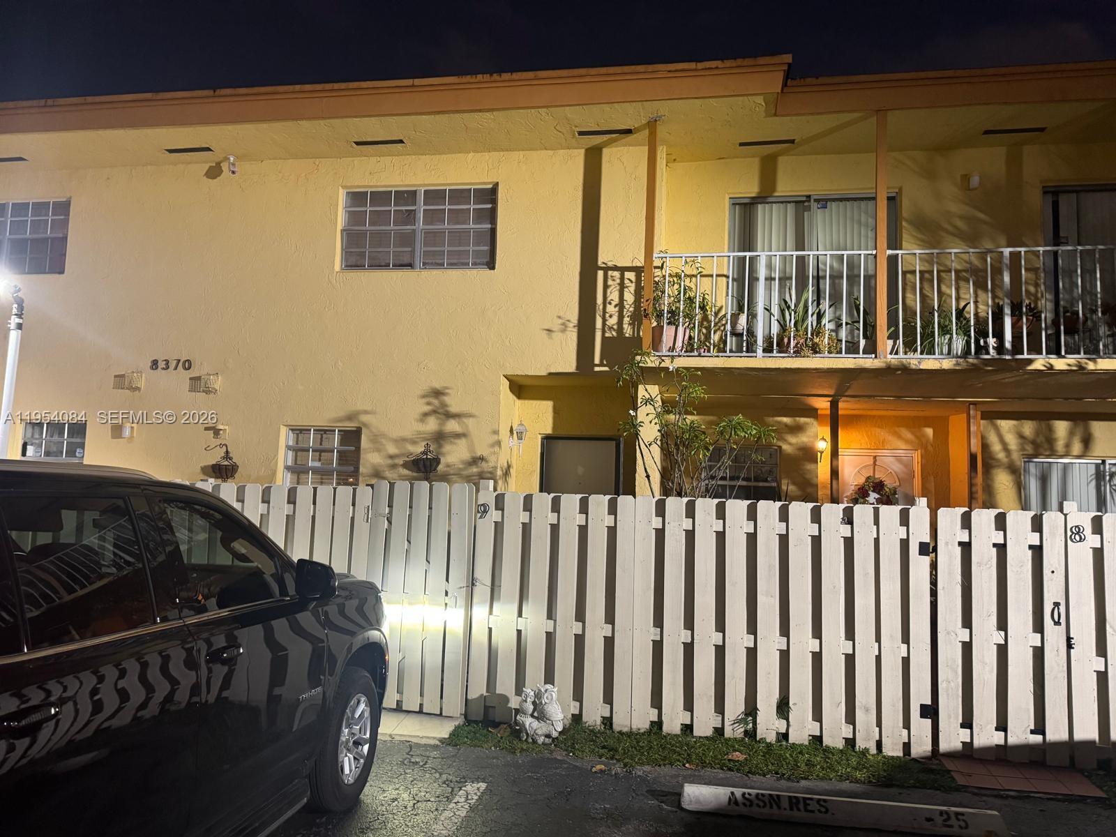 CENTRE COURT CONDO - Residential