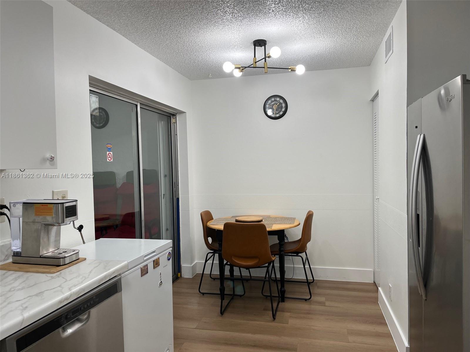 WOODGATE CONDOMINIUM 14 - Residential