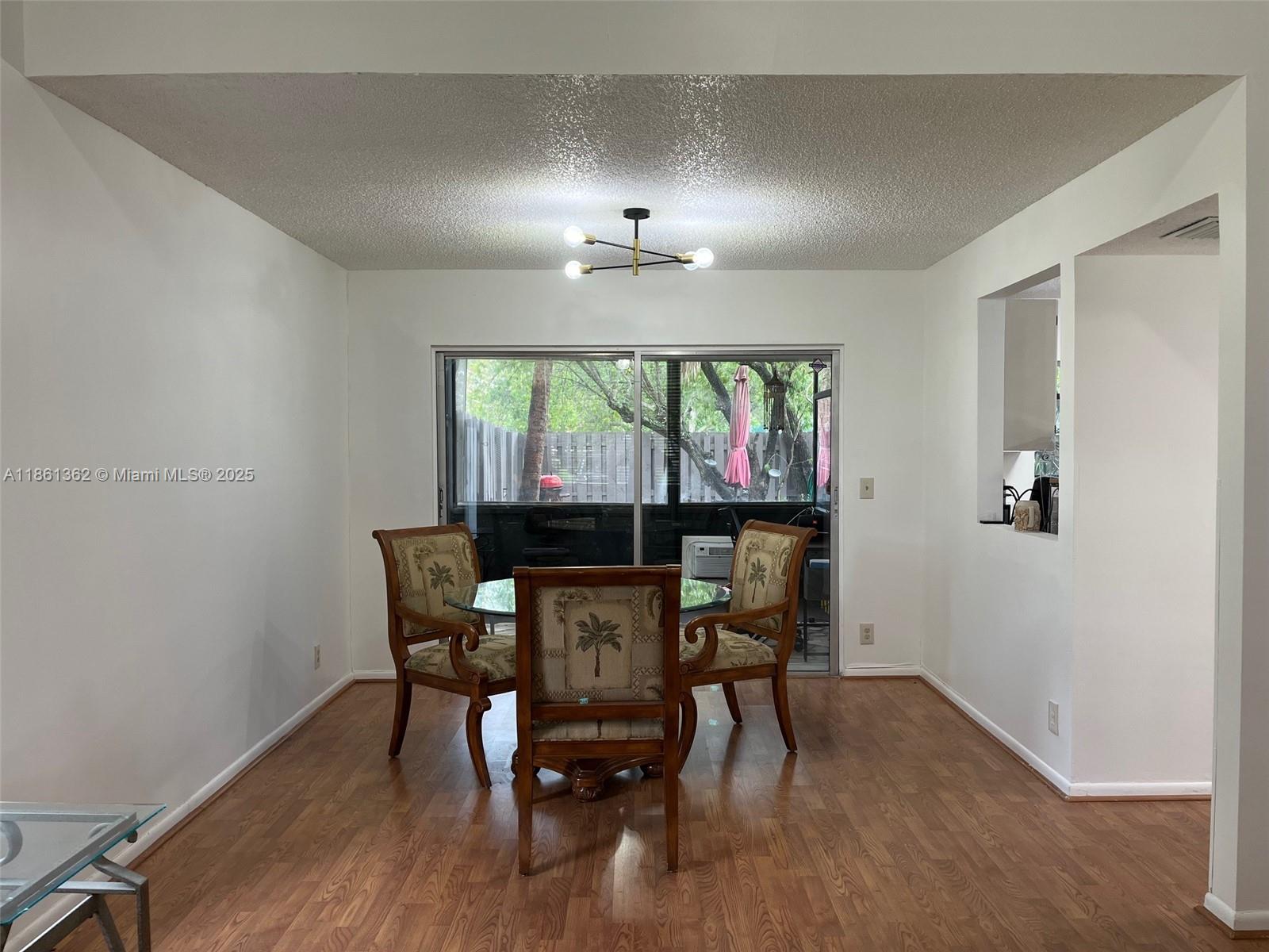 WOODGATE CONDOMINIUM 14 - Residential