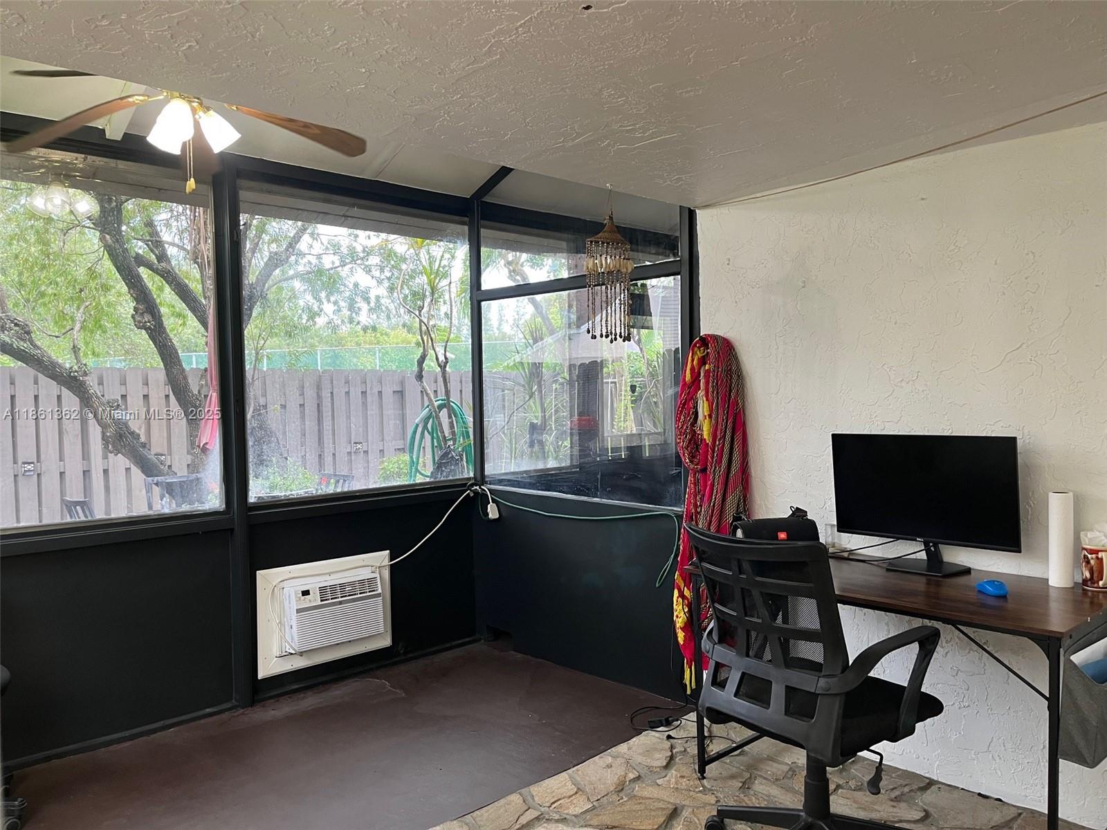 WOODGATE CONDOMINIUM 14 - Residential