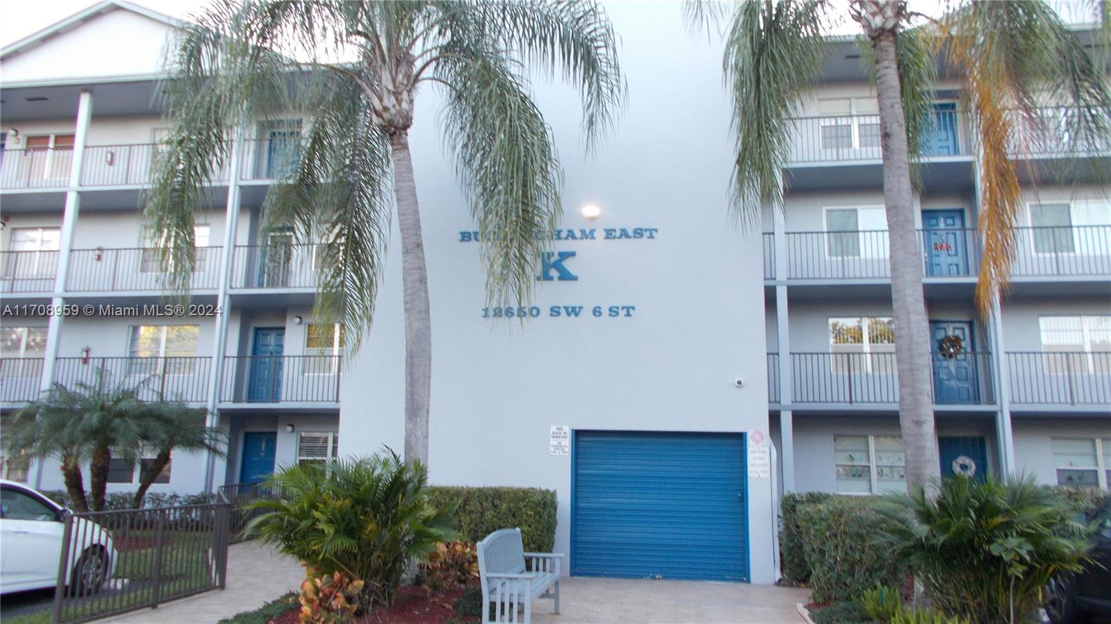 Rental Property at 12650 Sw 6th St 415K, Pembroke Pines, Miami-Dade County, Florida - Bedrooms: 2 
Bathrooms: 2  - $2,000 MO.