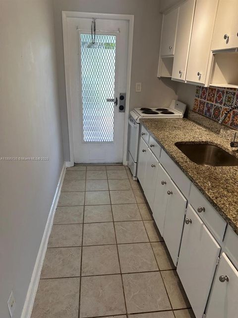 1708 NE 20th Ave 7 Fort Lauderdale FL 33305
