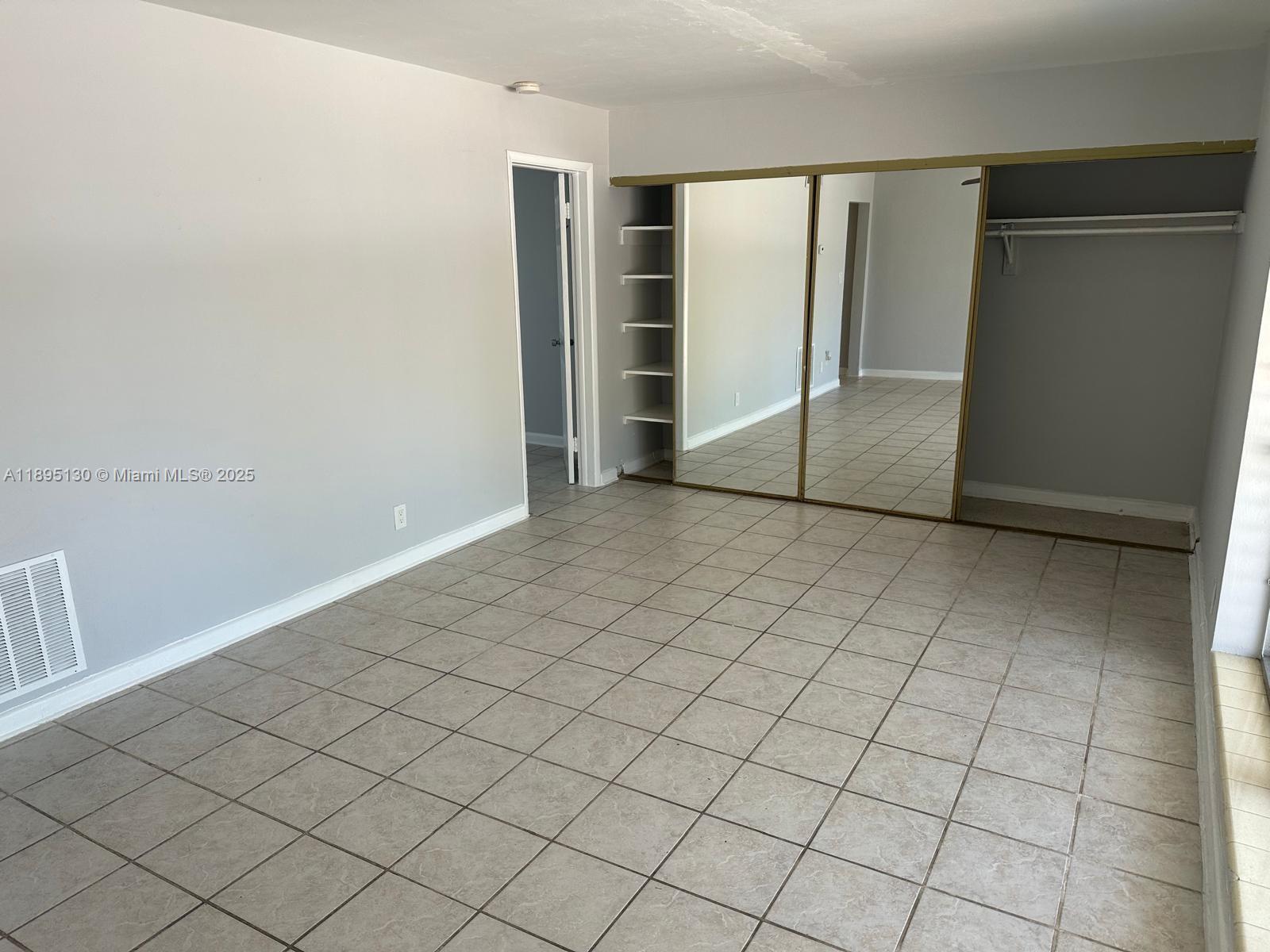1708 NE 20th Ave 7
