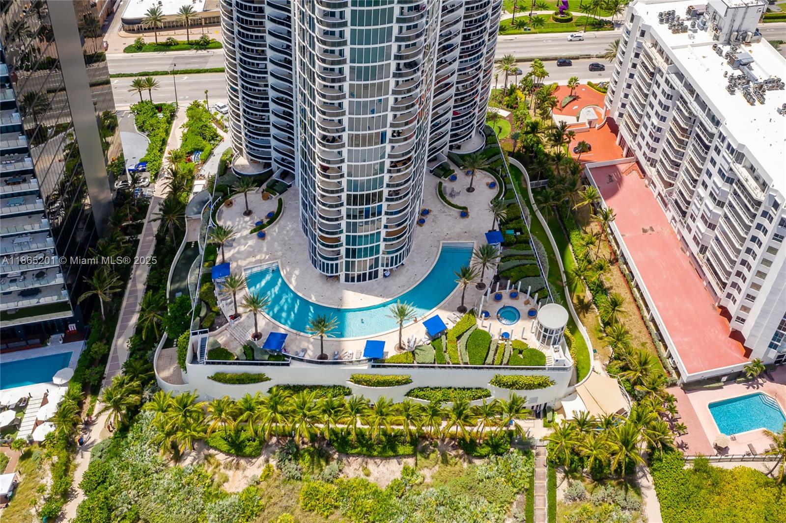 OCEAN FOUR CONDO - Residential Lease
