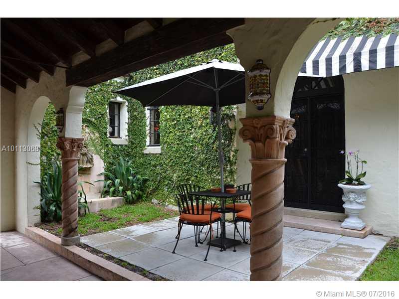 CORAL GABLES SEC E PB 8-1 - Residential Lease