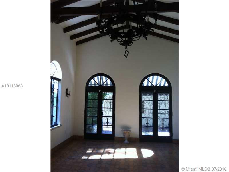 CORAL GABLES SEC E PB 8-1 - Residential Lease