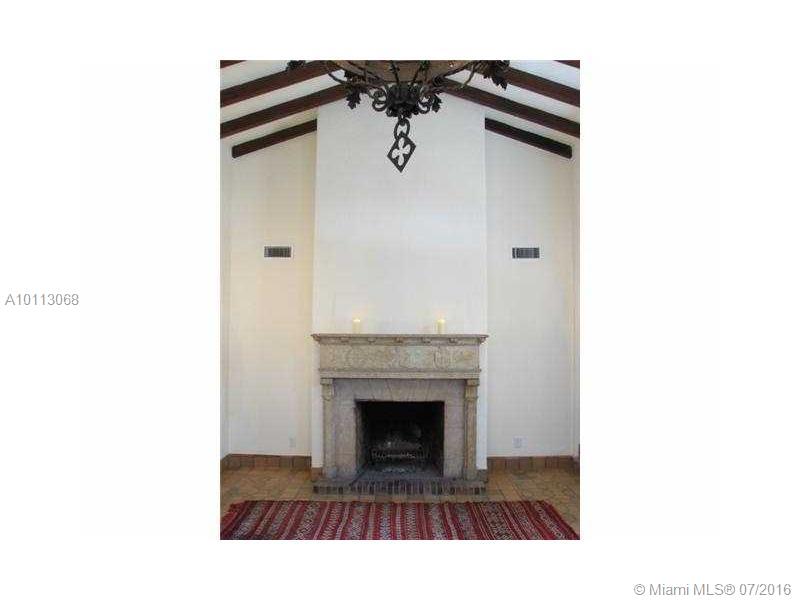 CORAL GABLES SEC E PB 8-1 - Residential Lease