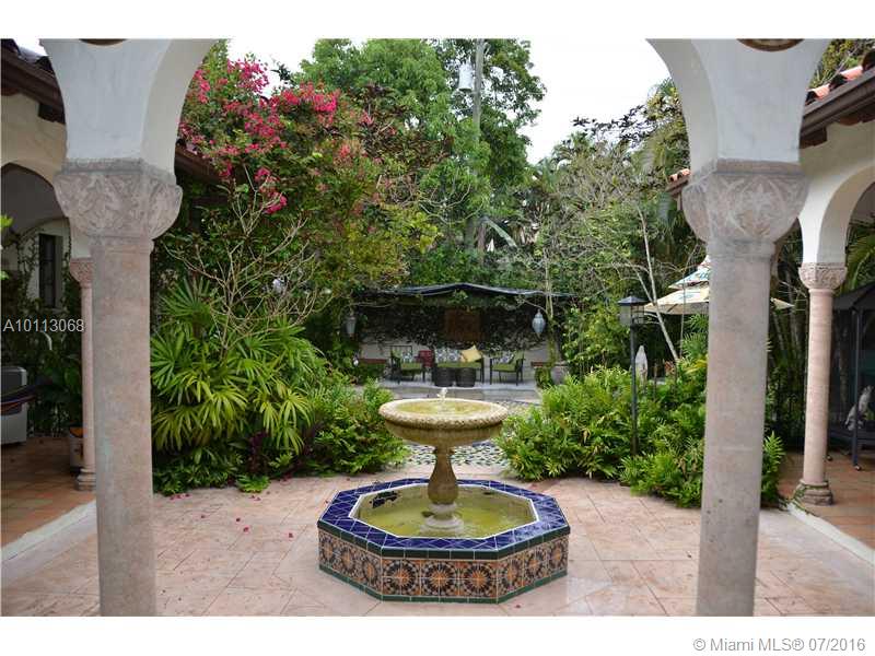 CORAL GABLES SEC E PB 8-1 - Residential Lease