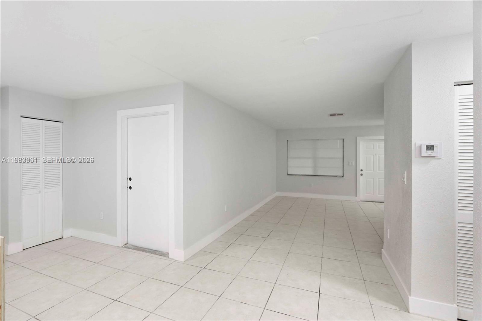 GREENWOOD VILLAS - Residential