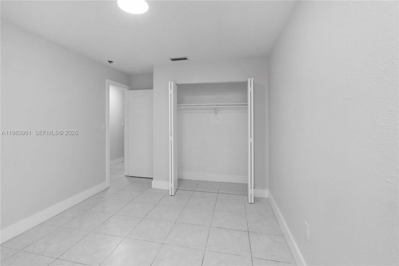 GREENWOOD VILLAS - Residential