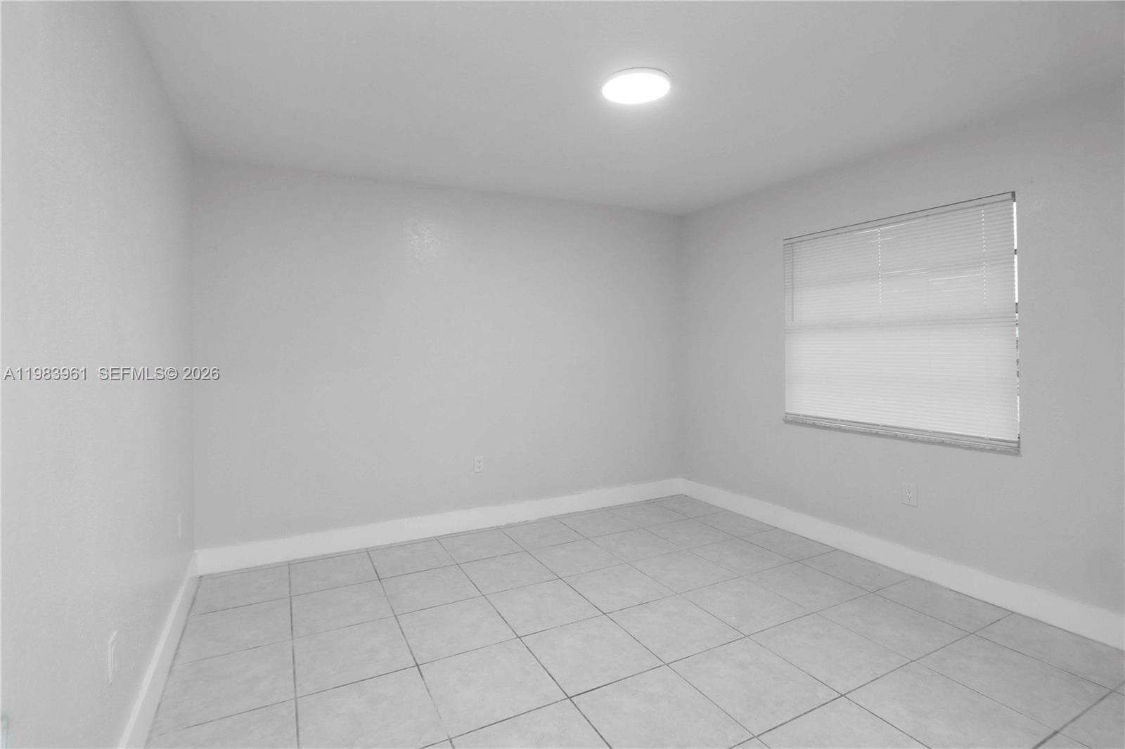 GREENWOOD VILLAS - Residential