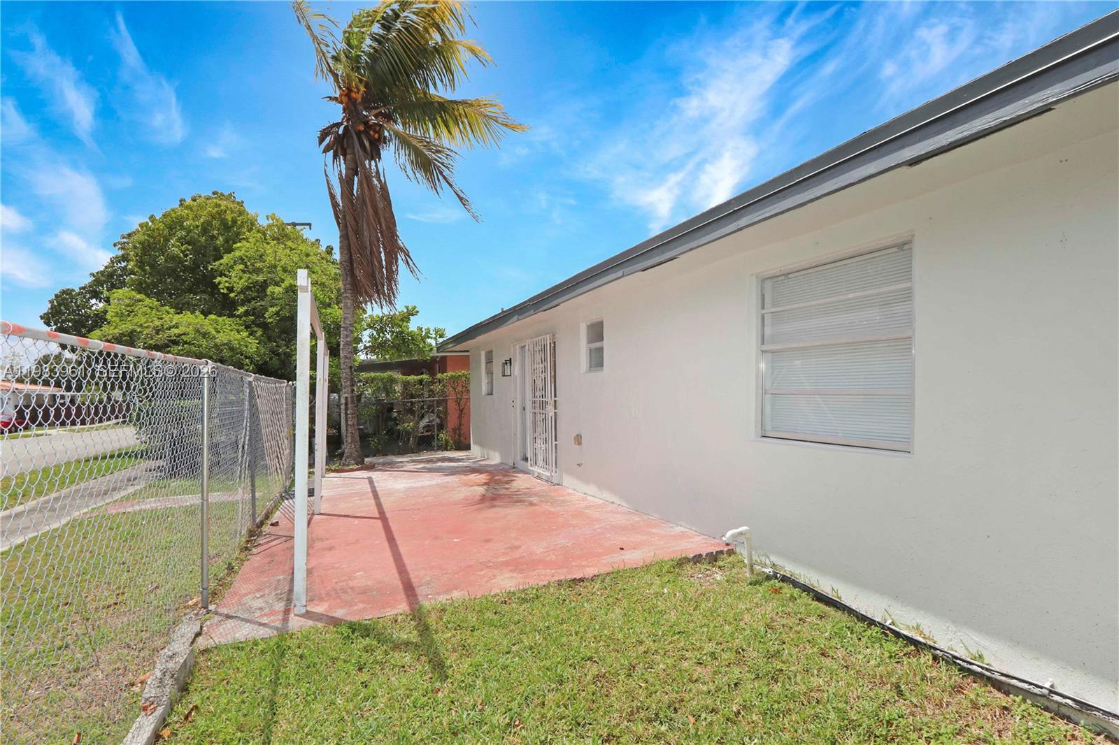 GREENWOOD VILLAS - Residential
