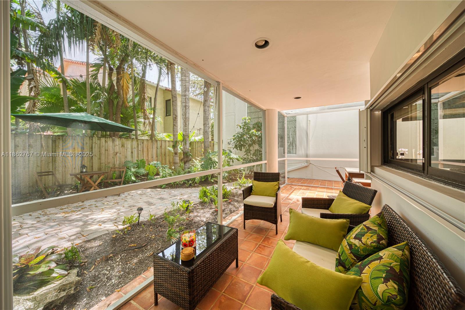 MUNDYS - Residential Lease